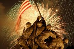 123779-fireworks-light-up-the-sky-over-the-nations-capitol